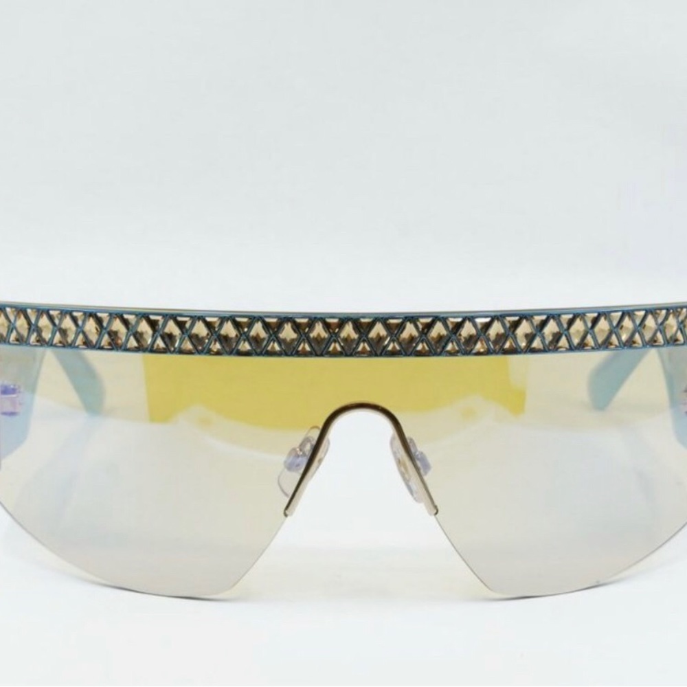 New Swarovski Sunglasses 🕶 - Picture 4 of 11